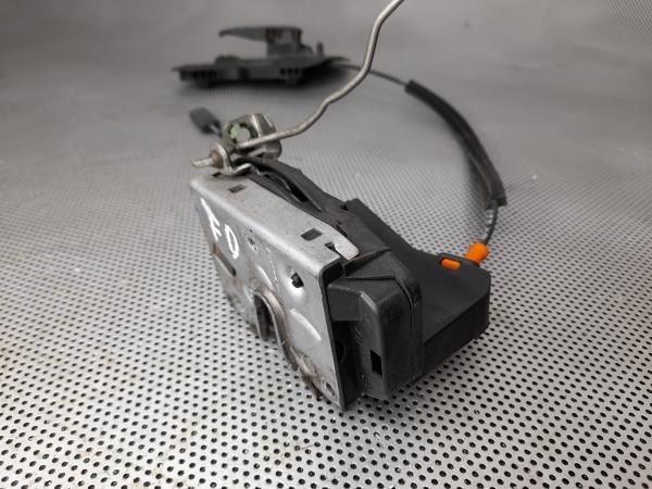 Fechadura / fecho porta frente direito OPEL Combo Furgão/Combi