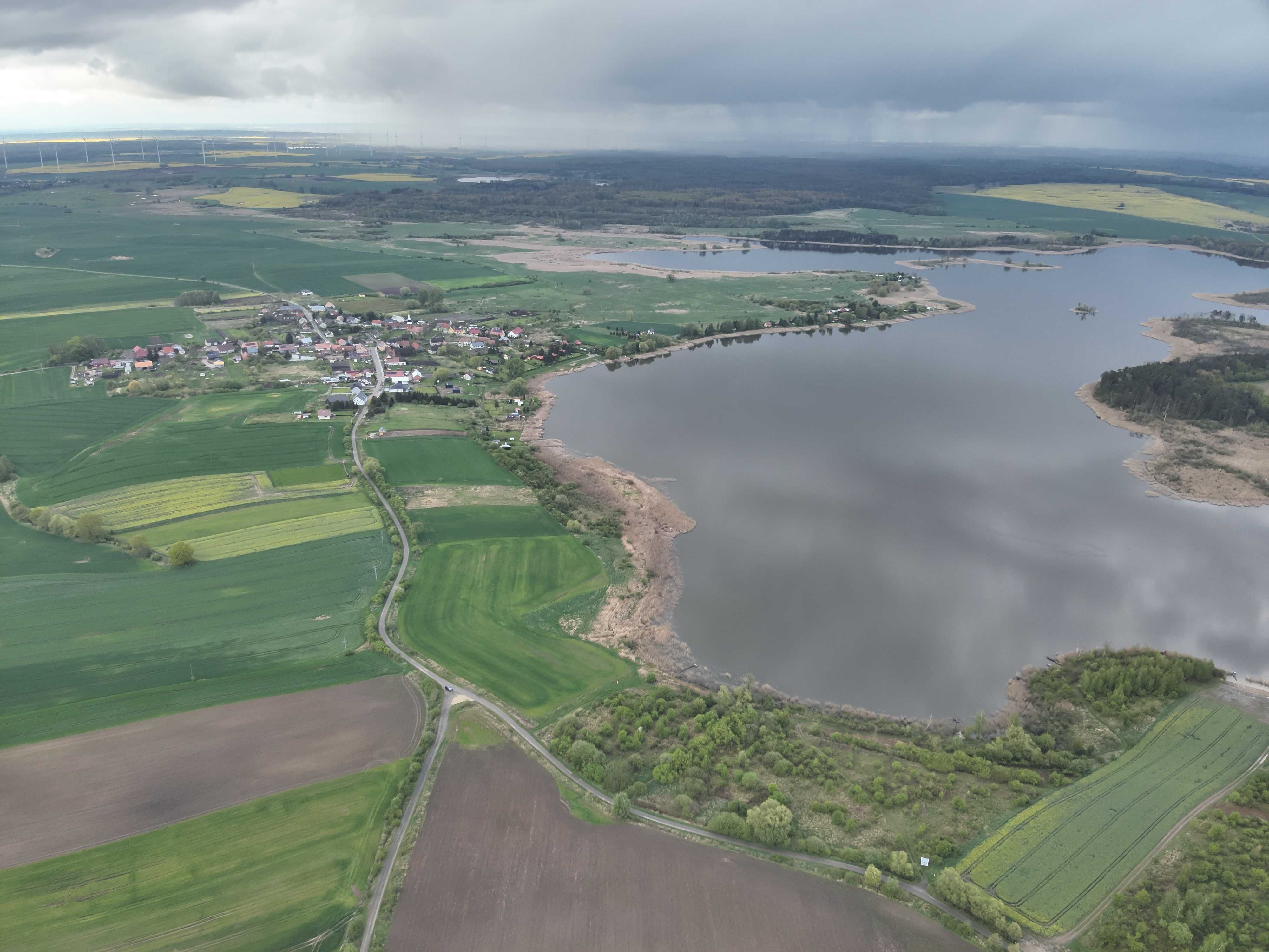 Działka nad jeziorem Sitno w pierwszej linii brzegowej