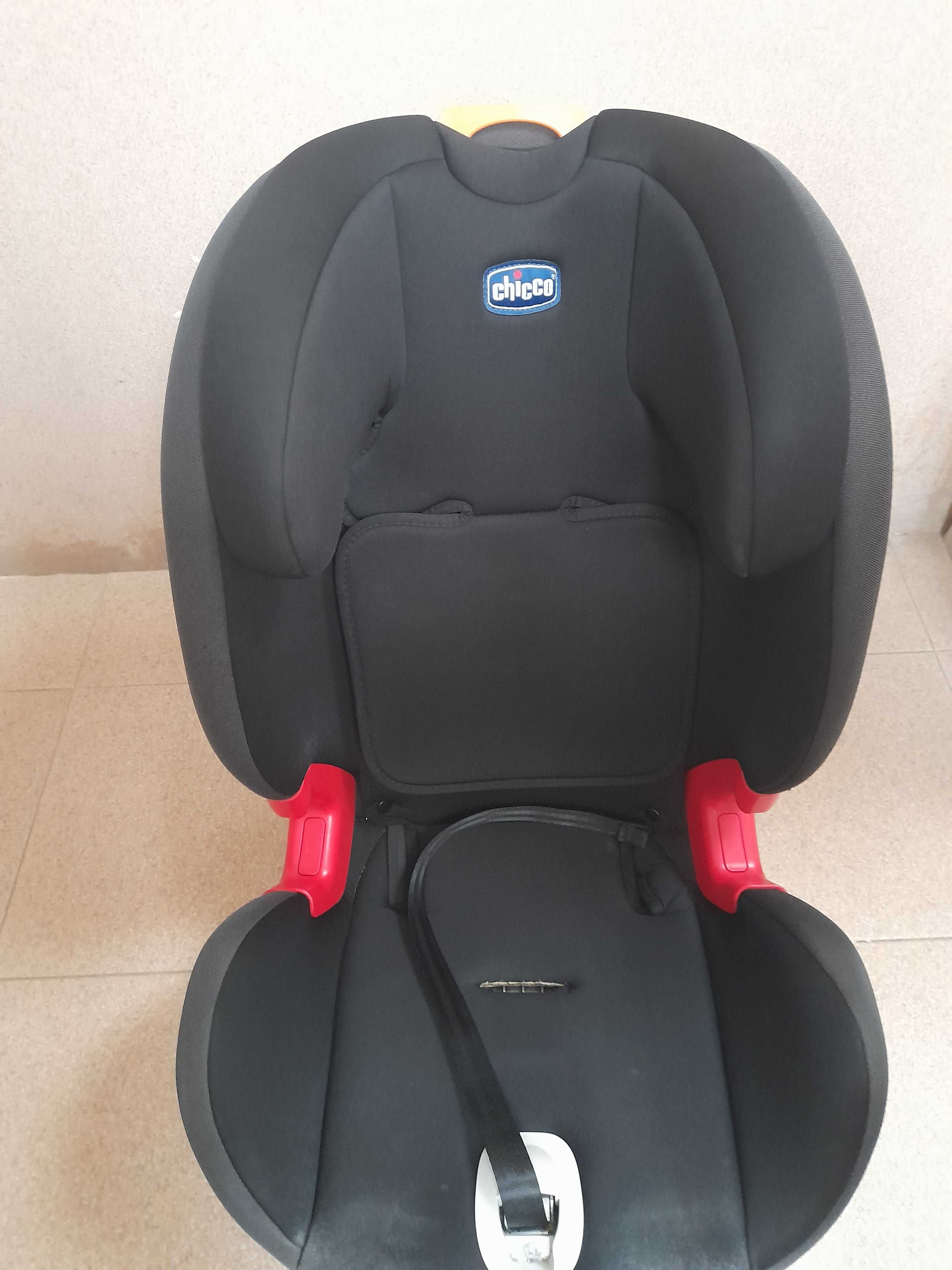 Cadeira auto marca Chicco 9kg aos 36kg com isofix