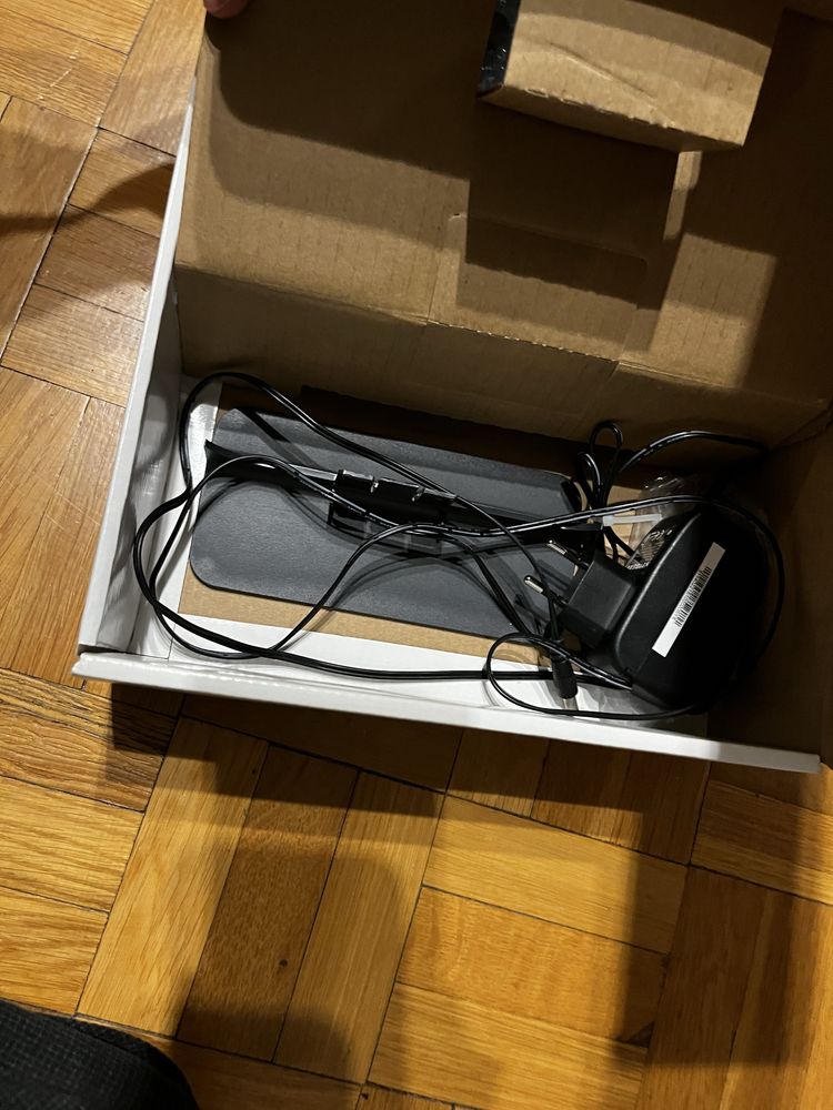 Netgear N750 modem router dsl DGND4000