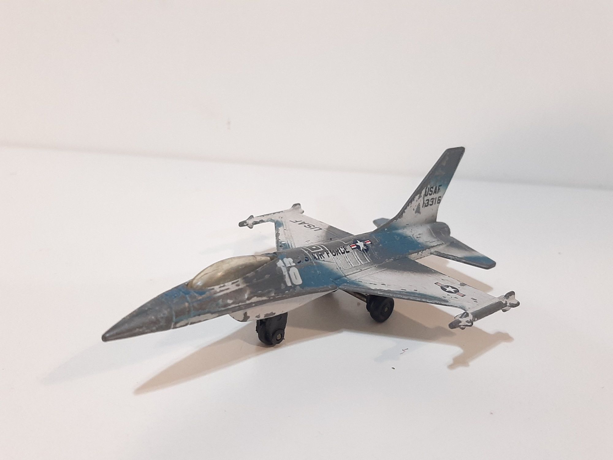 Matchbox  F-16  A 1978 Made in Thailand