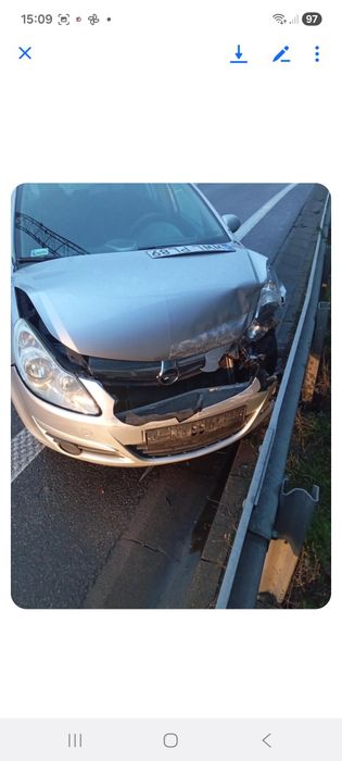 Opel corsa D 1.2 2008 Po stłuczce