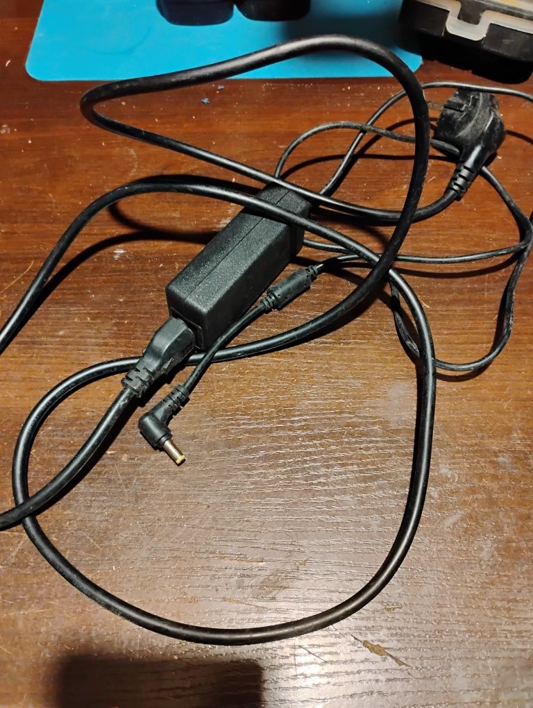 Zasilacz 19V 1,58A 30W PATONA PA-1700-02