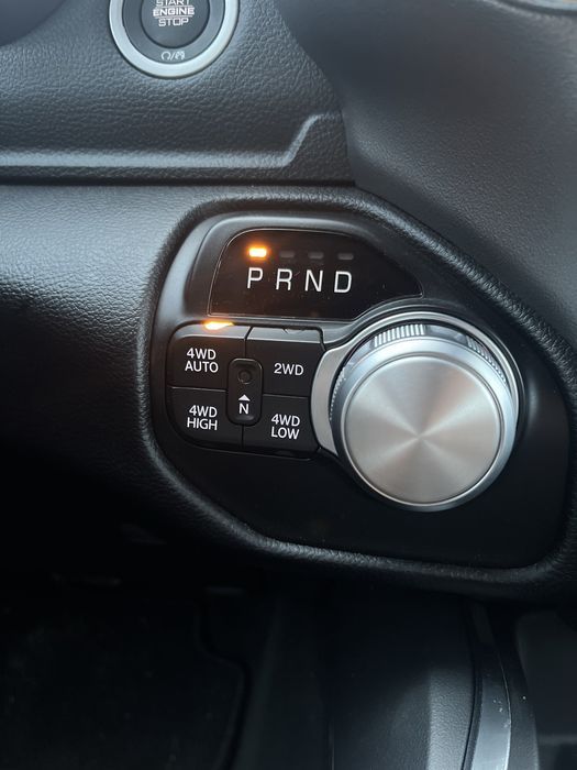 DODGE RAM 1500 LARAME 4X4 wynajem z wykupem w kwocie od 7290zł BEZ BIK