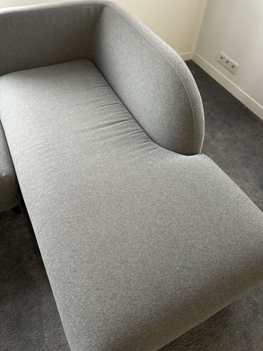 Jenny sits szezląg kanapa fotel do odpoczynku leżanka