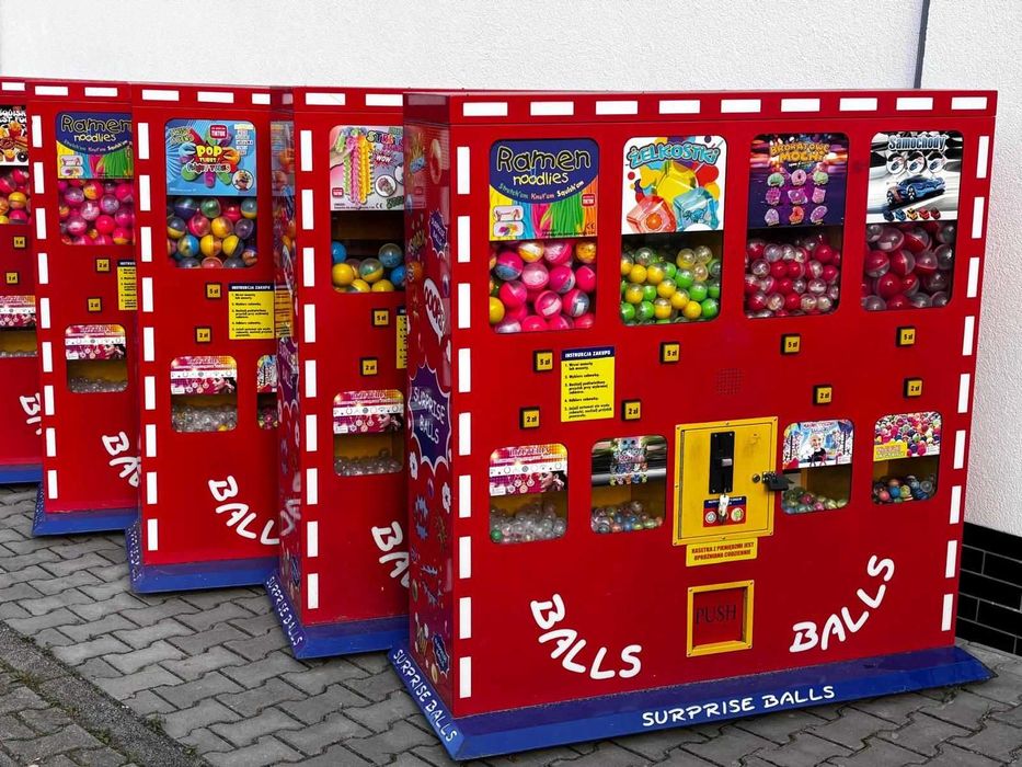 Automat zarobkowy do sprzedaży kapsuł z zabawkami - wyprzedaż
