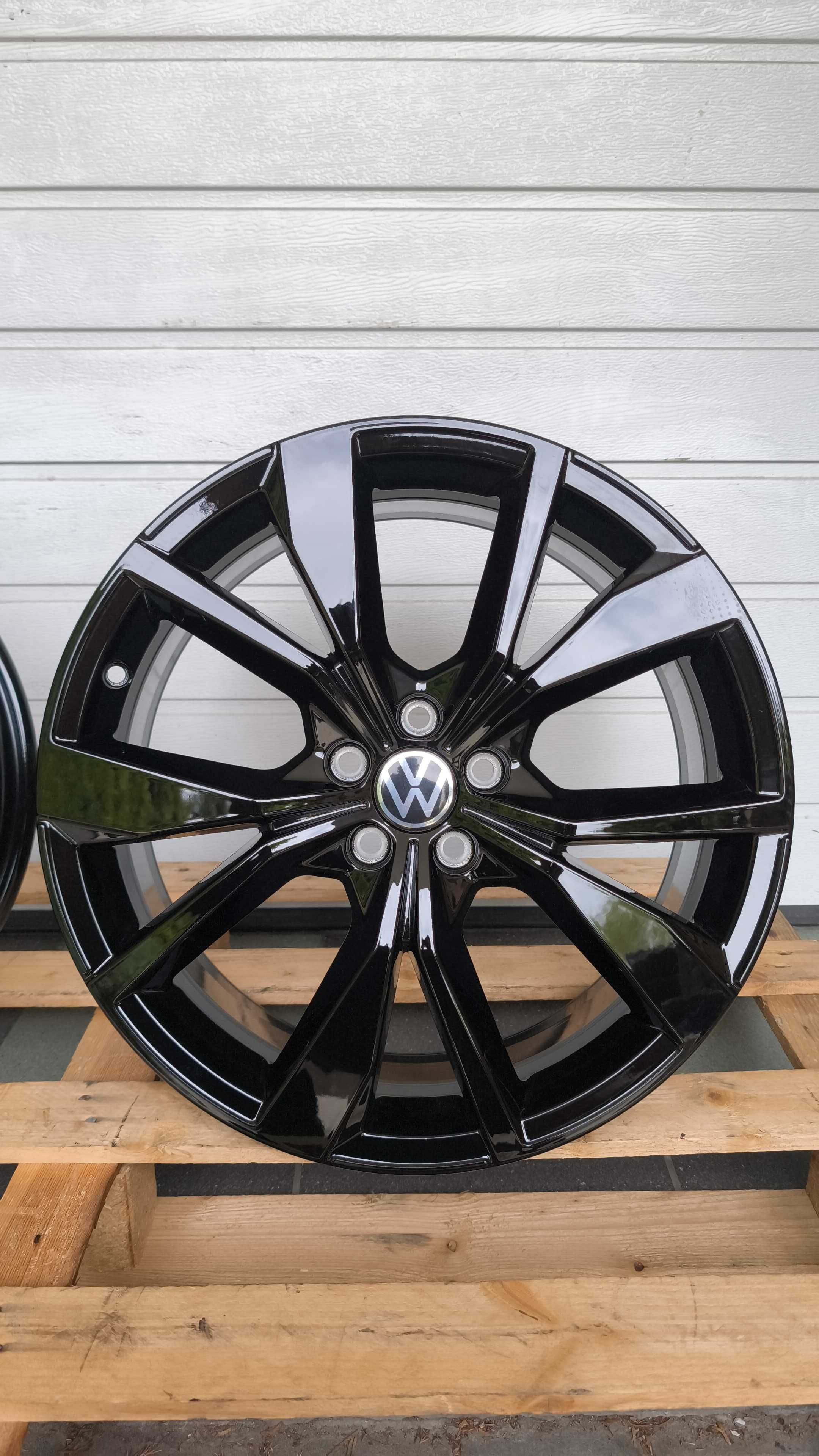 Felgi aluminiowe Vw Taigo T Cross 18" 5x100 Et 39 NOWE (OL585F)