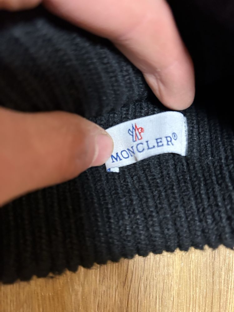 Gorro Moncler Preto