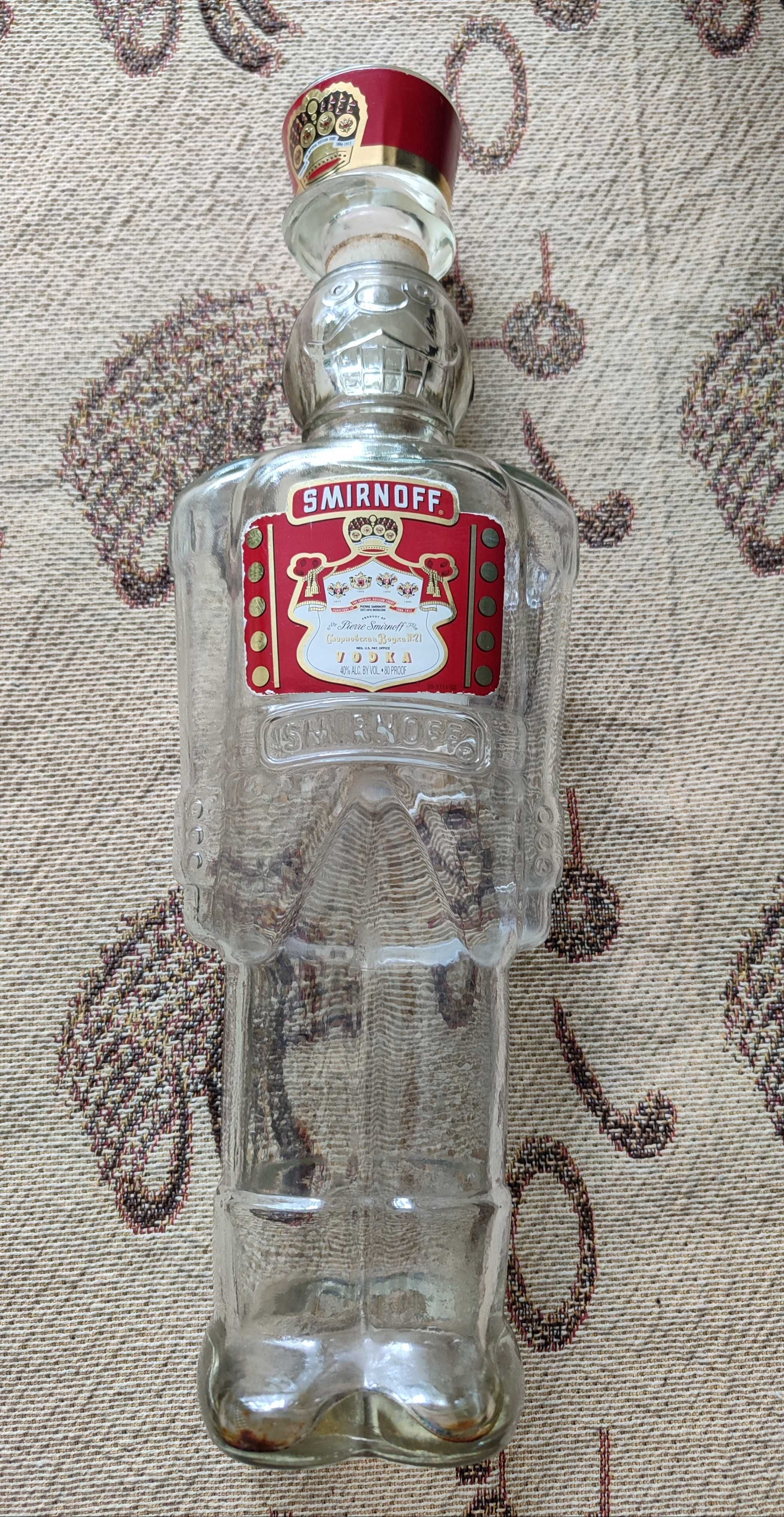 Бутылка стеклянная