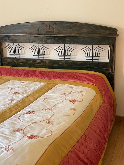 Cama de Casal Com Detalhes
