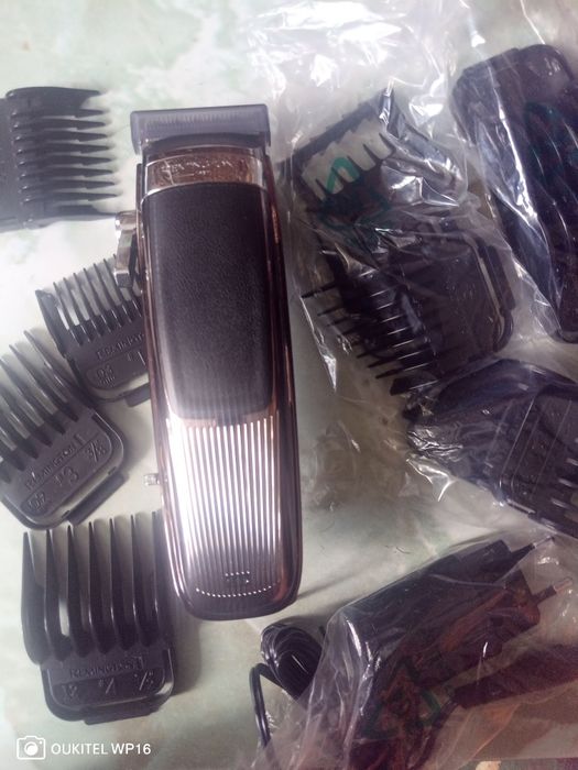 Машинка для стрижки волосся