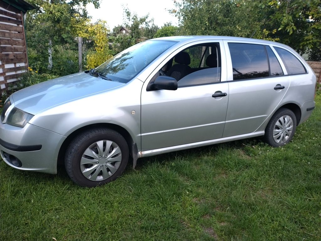Шкода фабія 2005рік