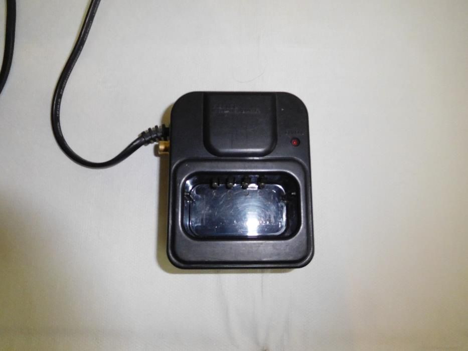 Carregador do rádio Alinco G5