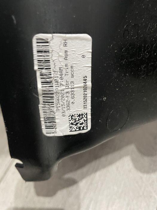 Subwoofer Alpine dla Jeepa JL Wrangler 4 drzwiowego