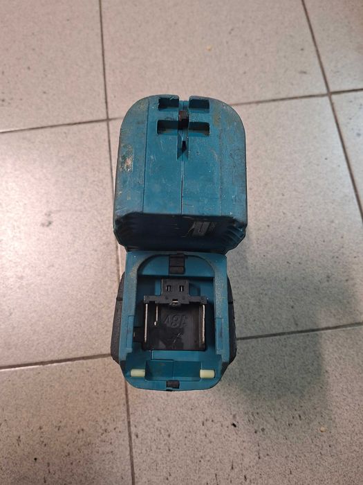 Mlotowiertarka makita dhr 242