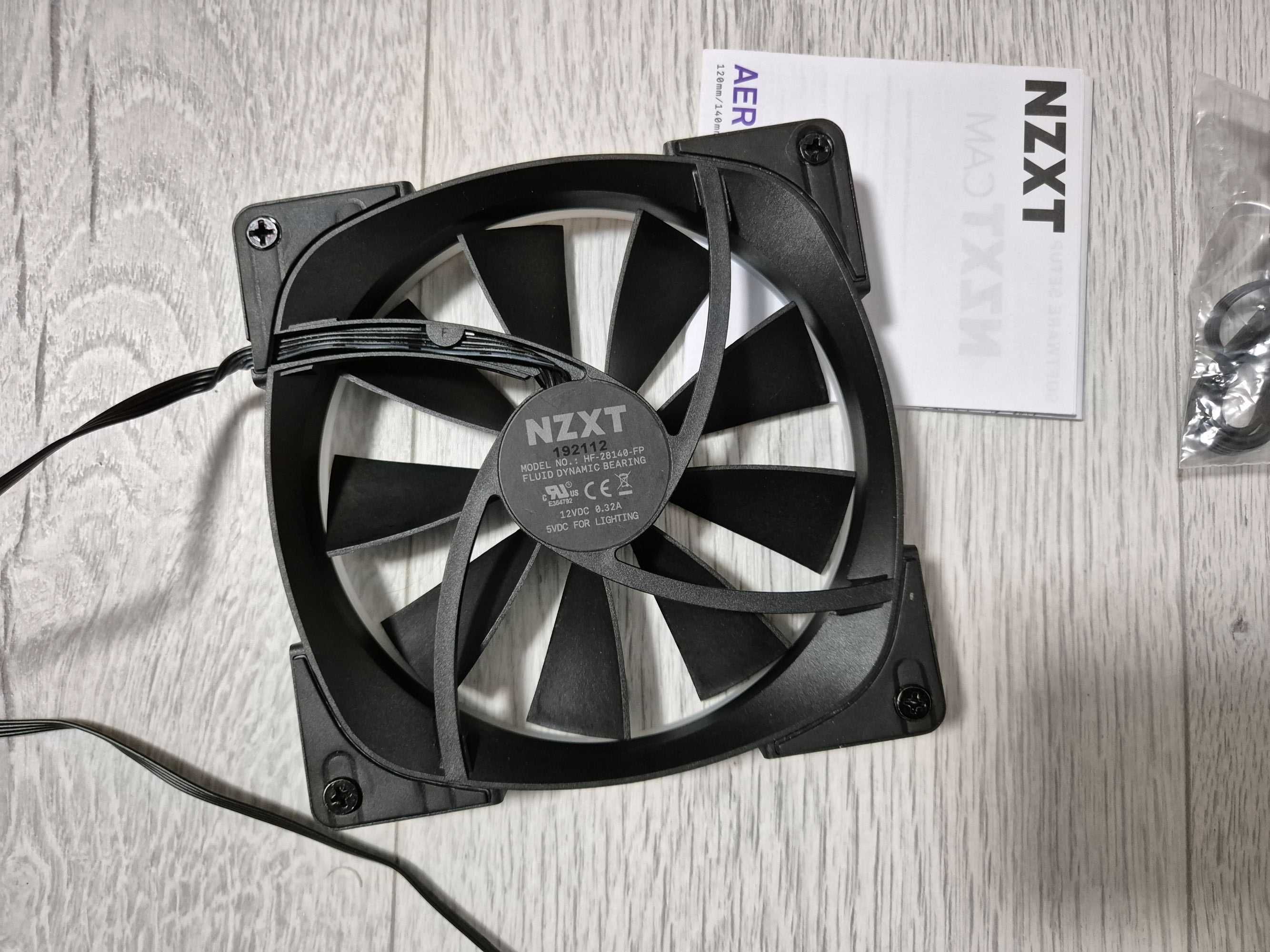 вентилятор NZXT Aer RGB 2 140mm (HF-28140-B1) 4pin PWM. як новий