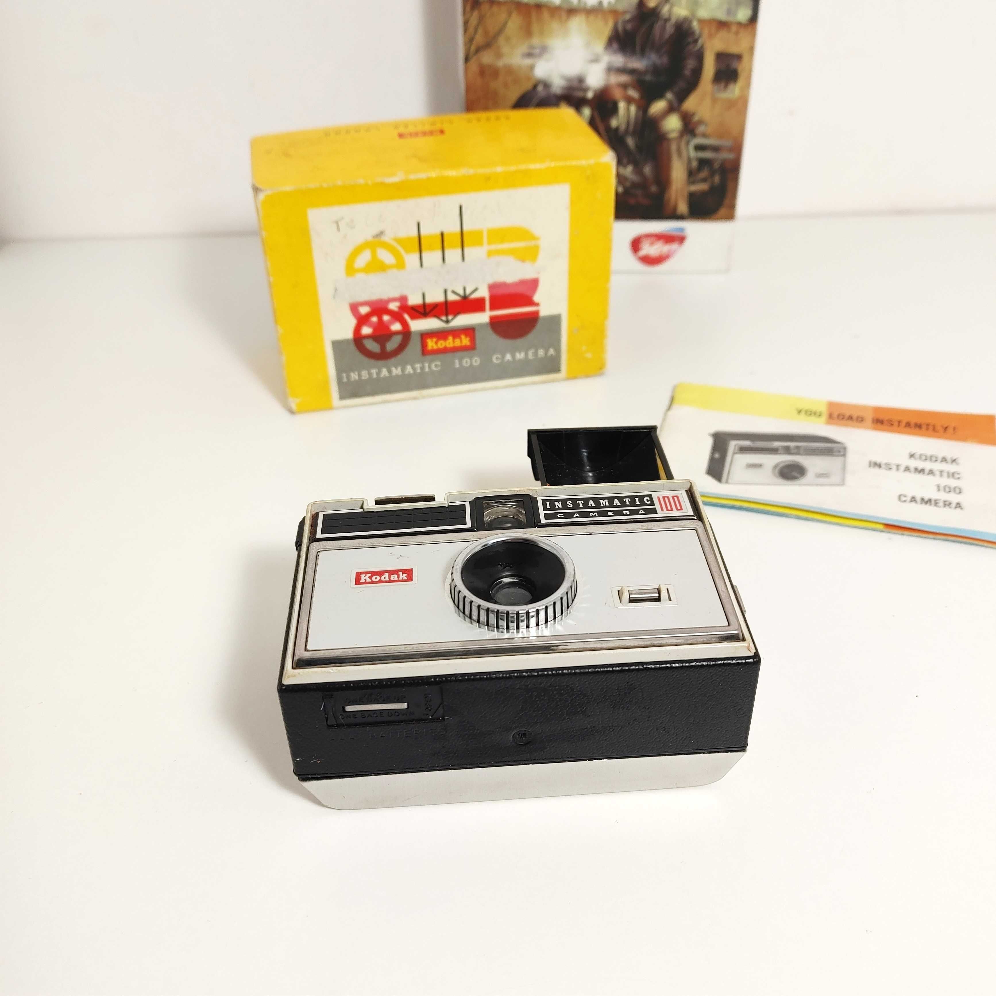 Ładny zadbany aparat fotograficzny RETRO Kodak Instamatic 100 Pudełko