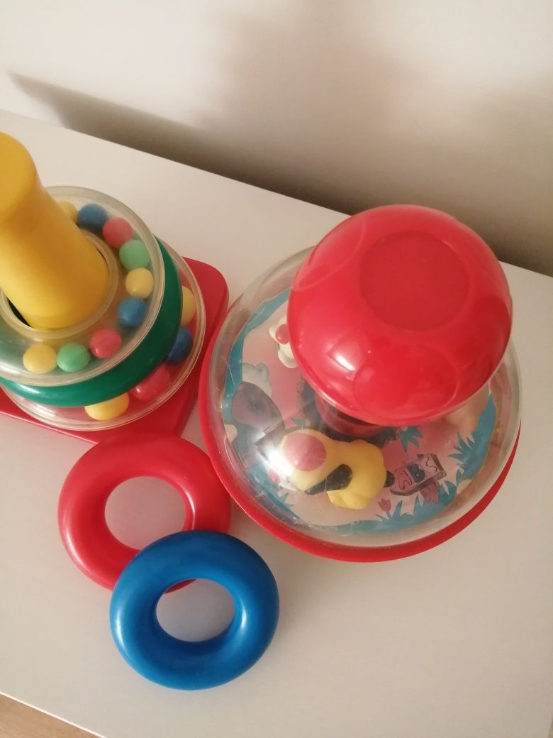 Vários brinquedos