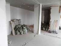 Демонтаж стен, перегородок, пола, штукатурки / стін, підлоги, стелі