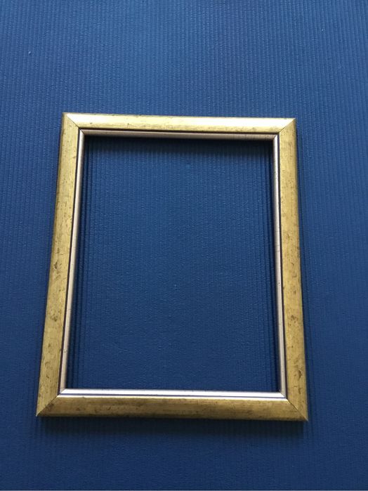 rama na obrazek kolor złoty