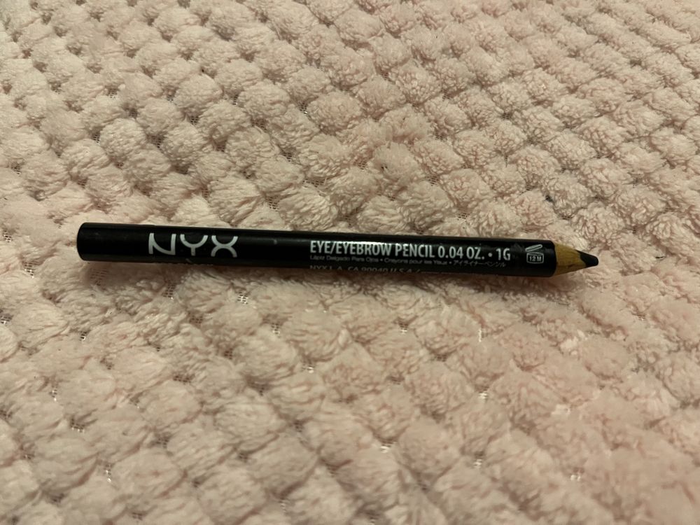 Kredka do oczy ołówek NYX czarny