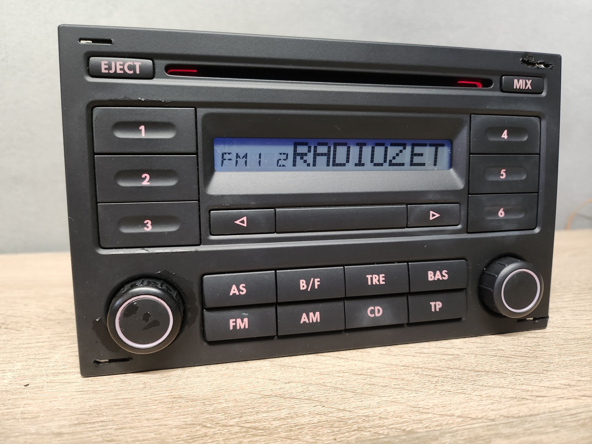 Radio samochodowe Volkswagen VW RCD200 CD FOX Lupo T5 Polo + kod