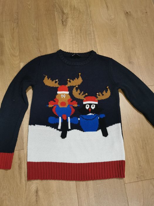 Świąteczny sweter sweterek renifer r. 140-146