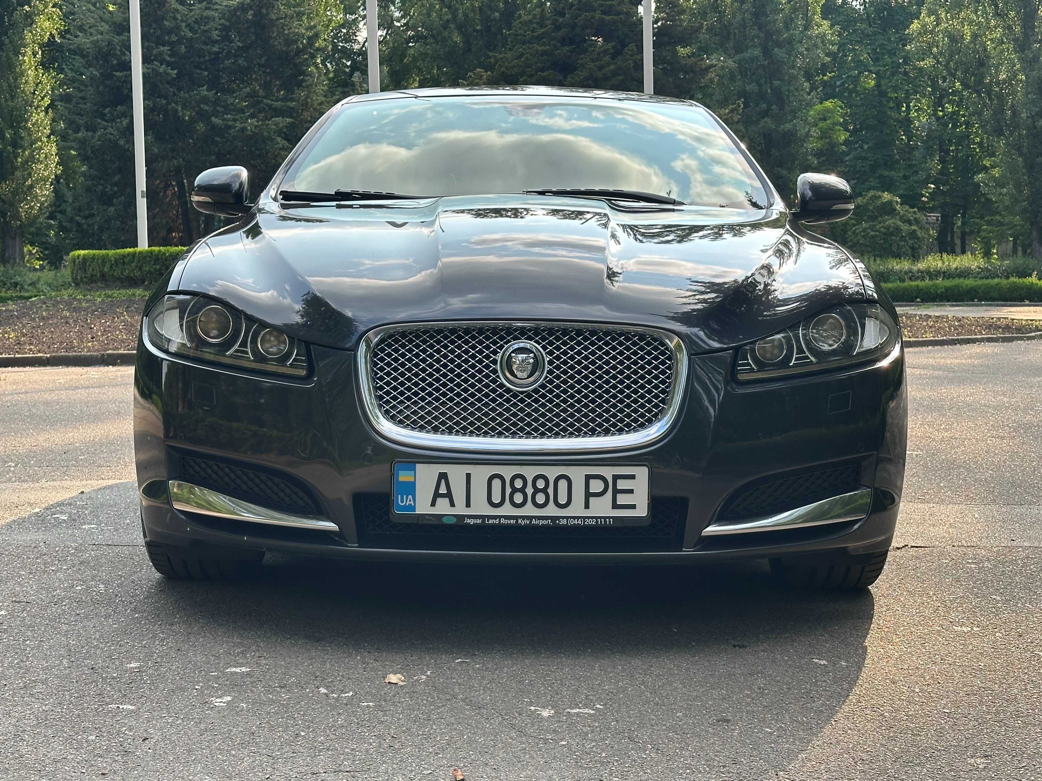 Jaguar XF 3.0 AT (340 к.с.) RWD