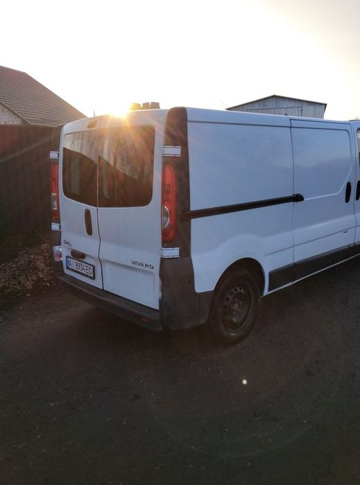 Опель віваро 2010р