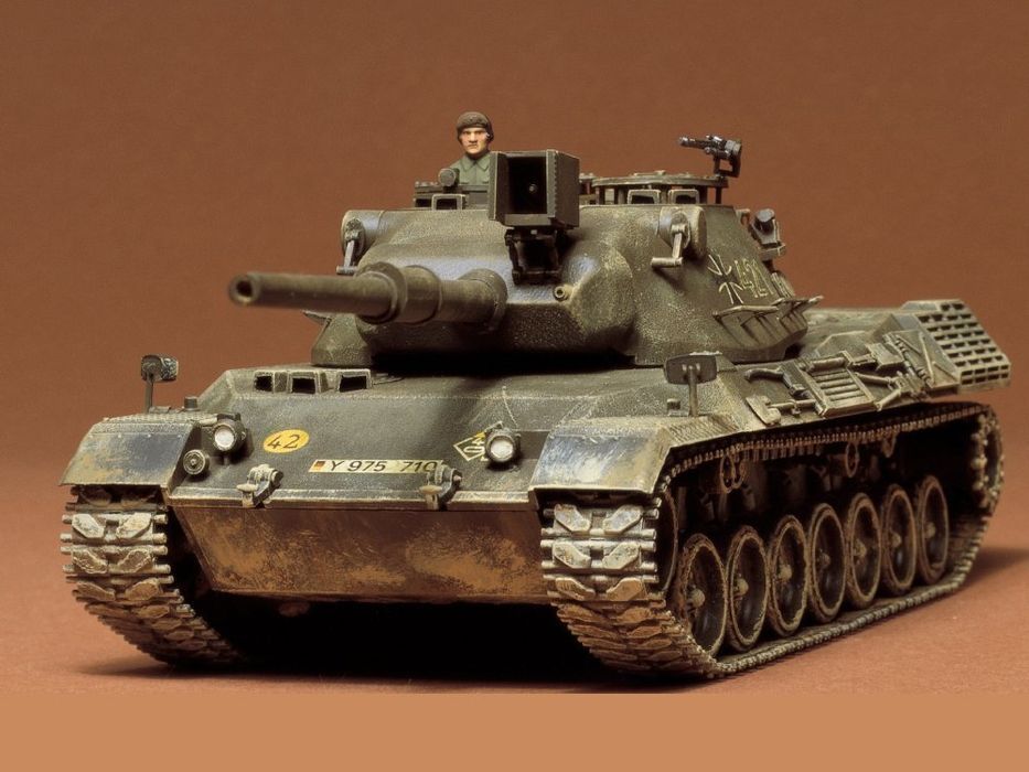 Tamiya 35064 West Ger. Leopard Tank 1/35 model do sklejania