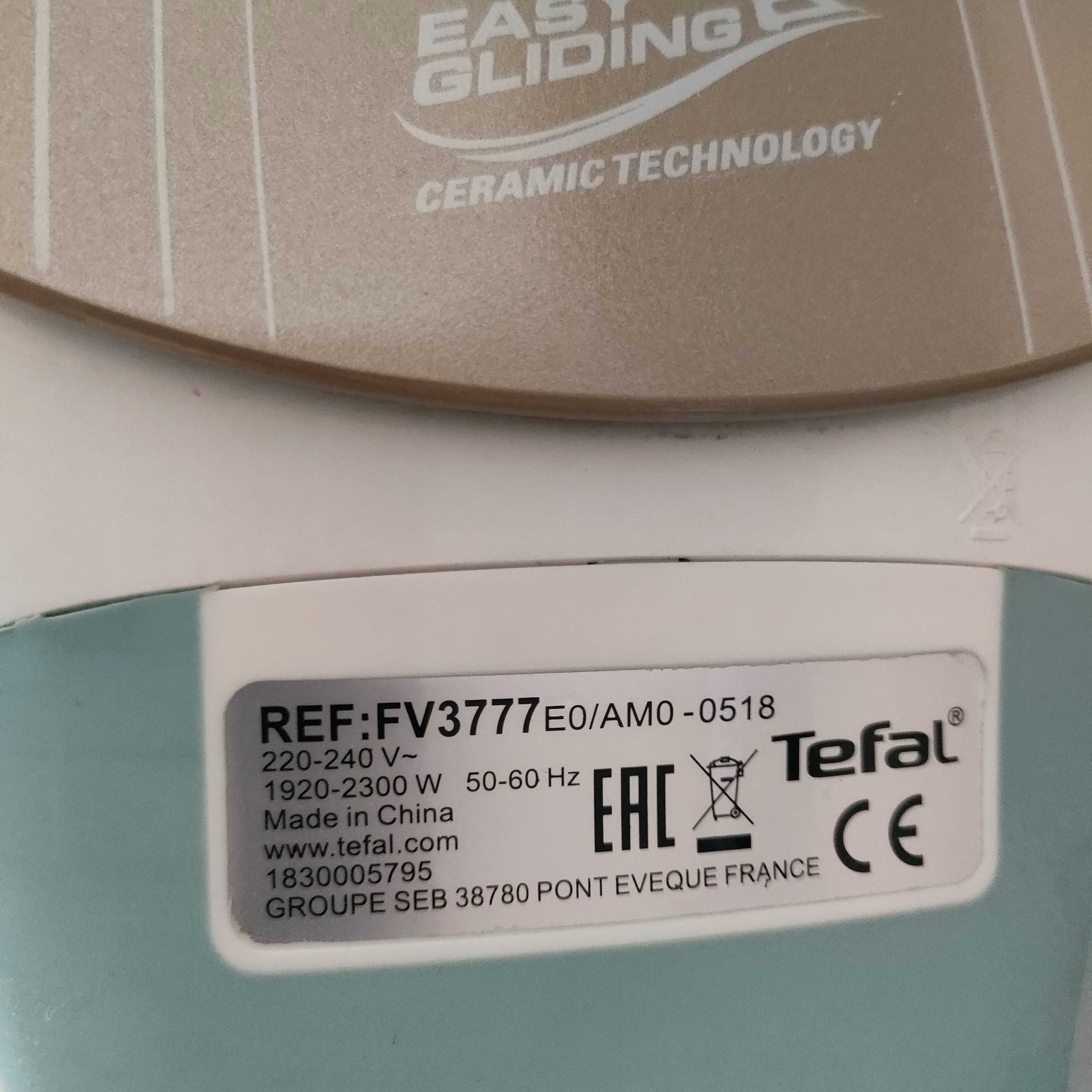 Ferro de passar roupa TEFAL