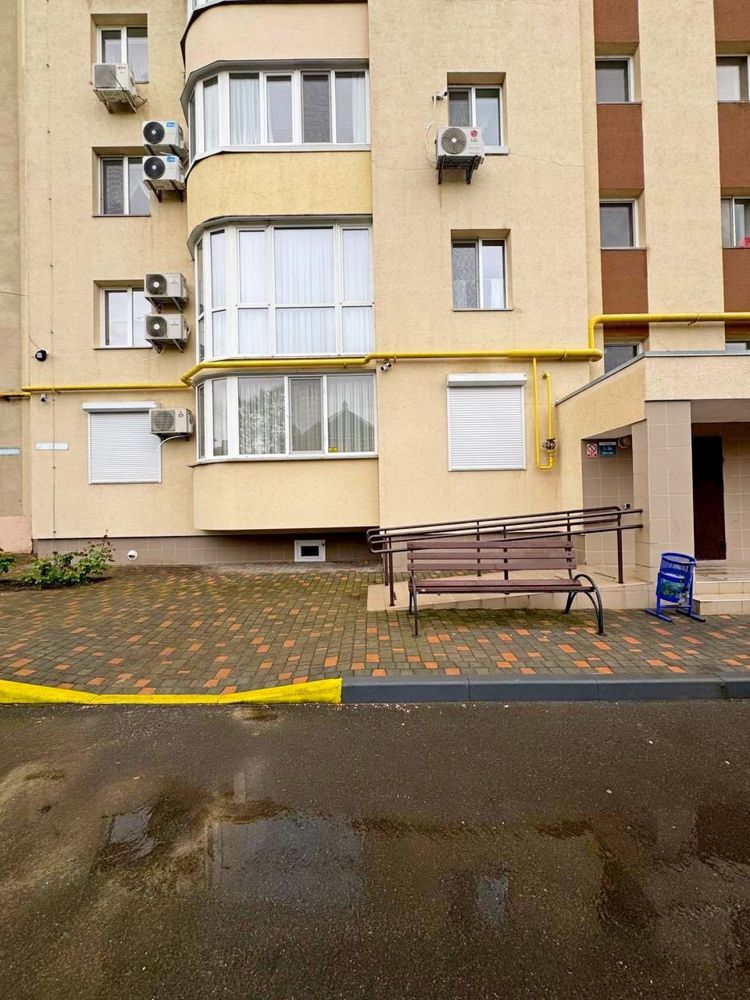 Продаю  в ЖК Премʼєр Хаус 3 к.к - студія з дизайнерським ремонтом