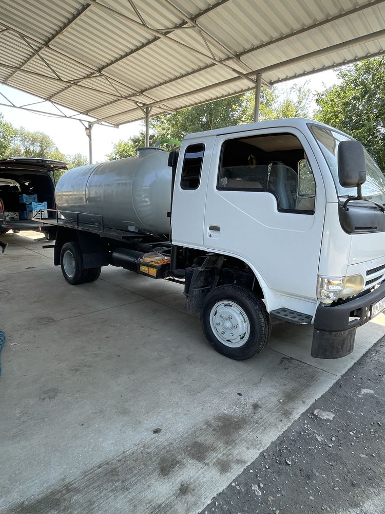 Dong Feng EQ1044 Асенізатор