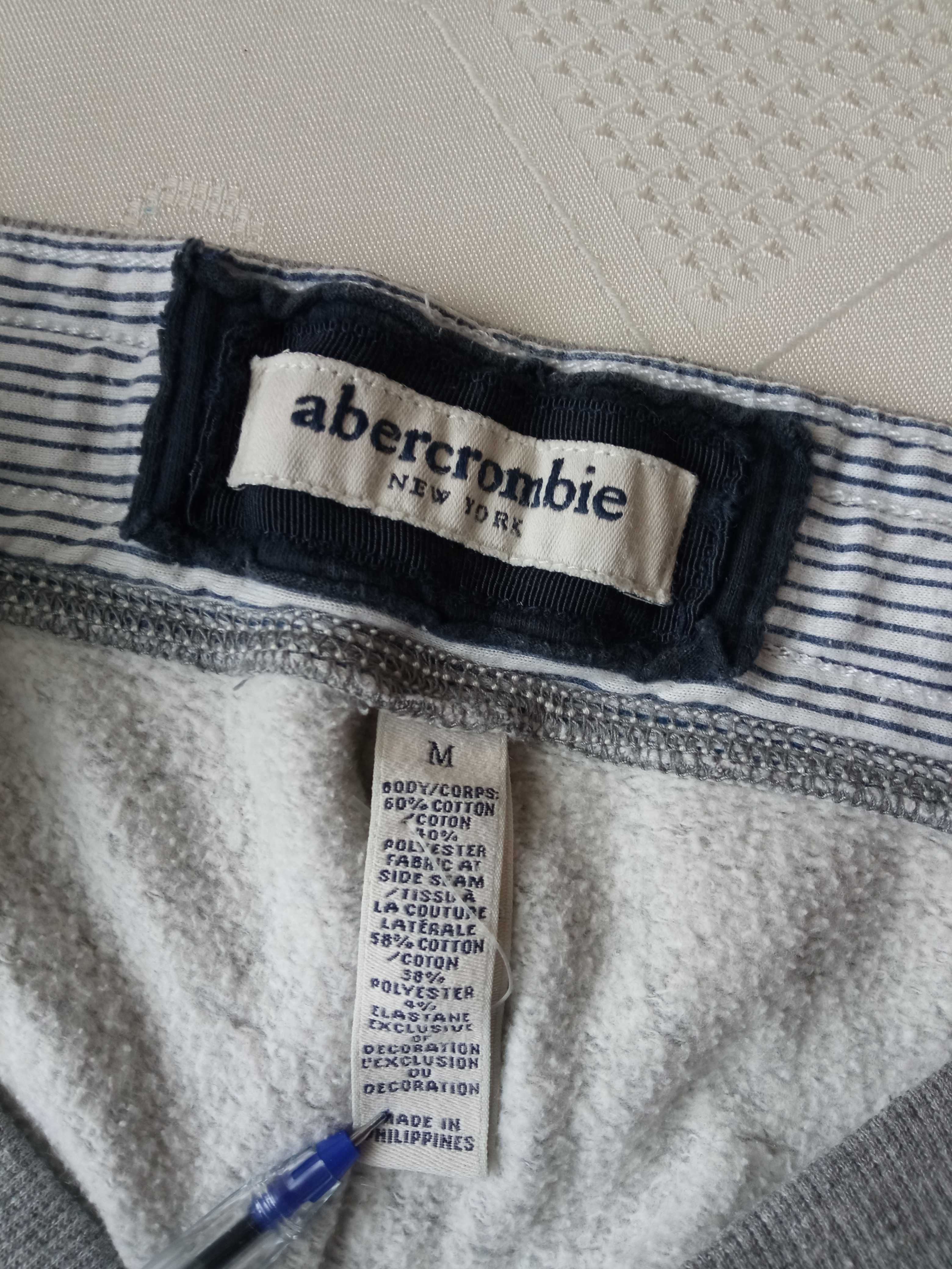 Abercrombie New York krótkie spodnie dresowe  r M