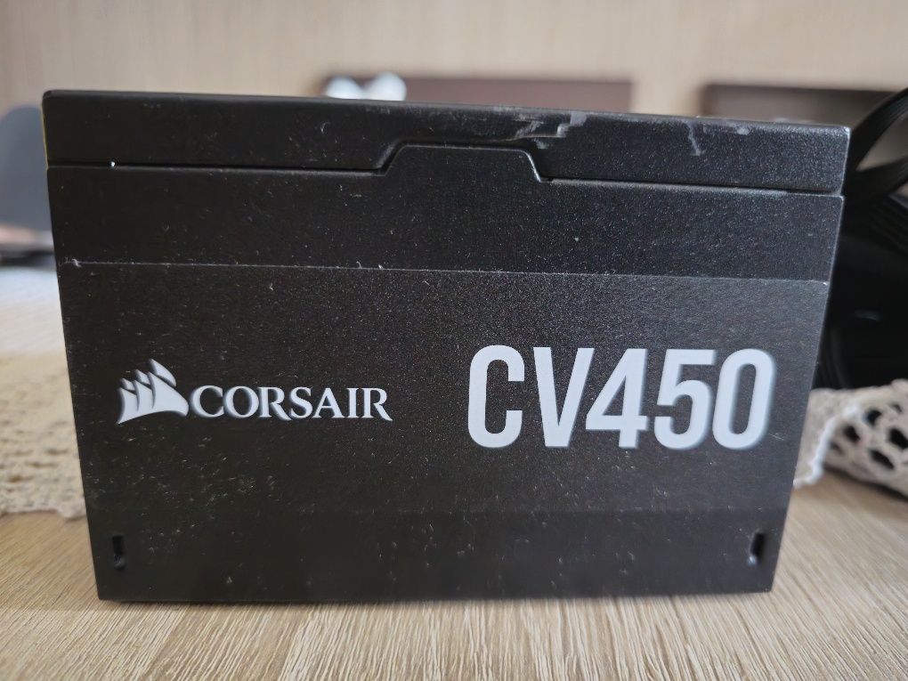 Zasilacz Corsair CV450 450W 80 plus bronze