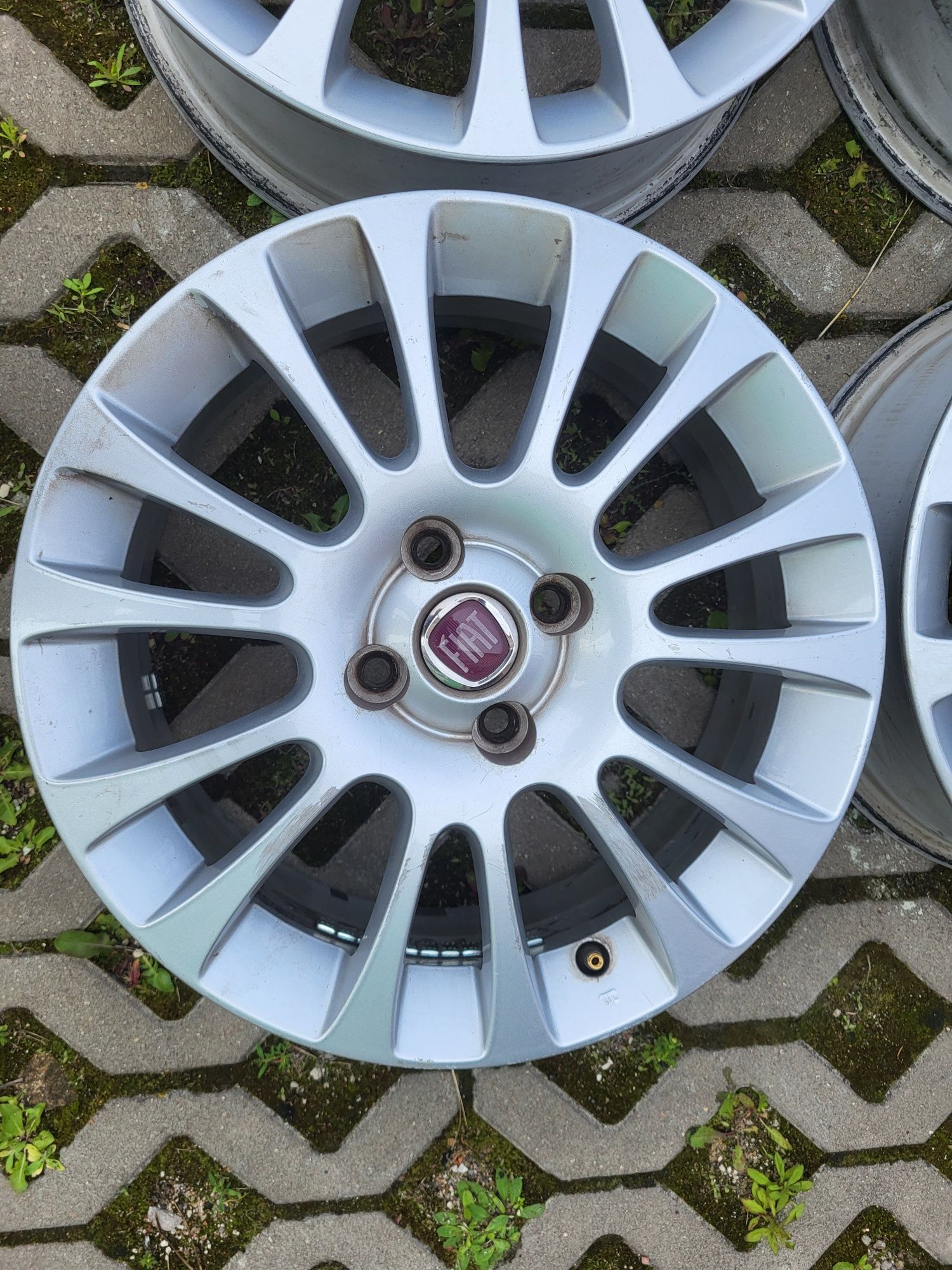 Felgi Grande Punto i Evo 4x100 16"