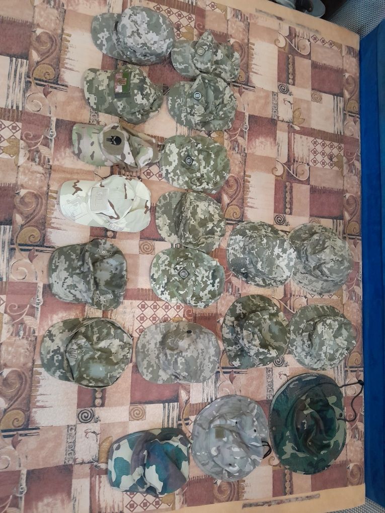 Кепки та панами піксель,мультикам