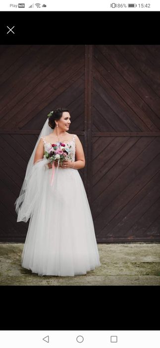 Przepiękna suknia ślubna projektu Catariny Kordas