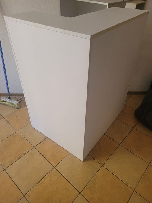 Recepcja w kształcie L