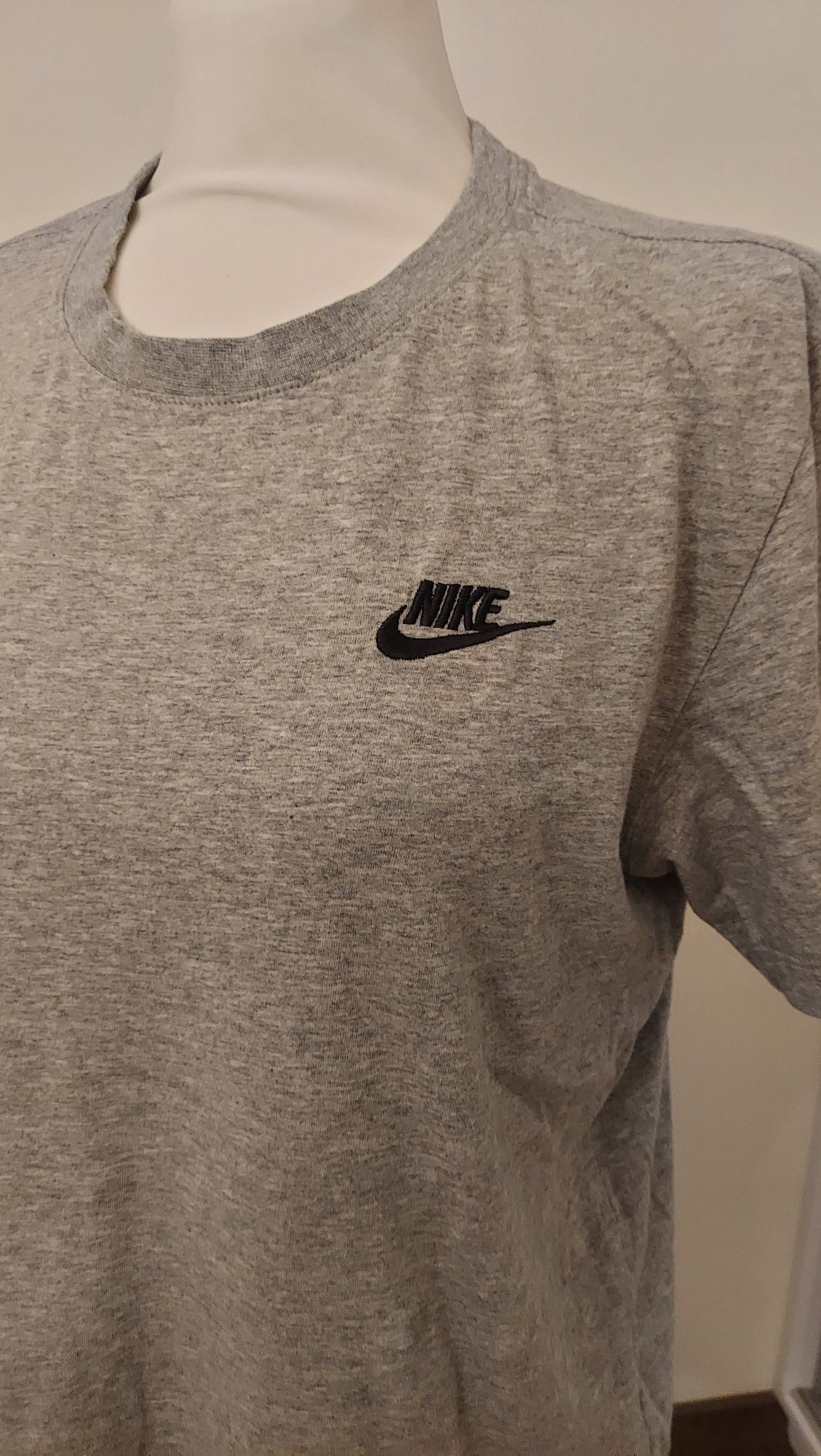 NIKE t-shirt szary