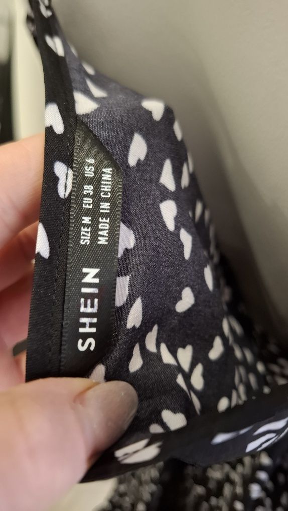 Платье на запах shein  сарафан