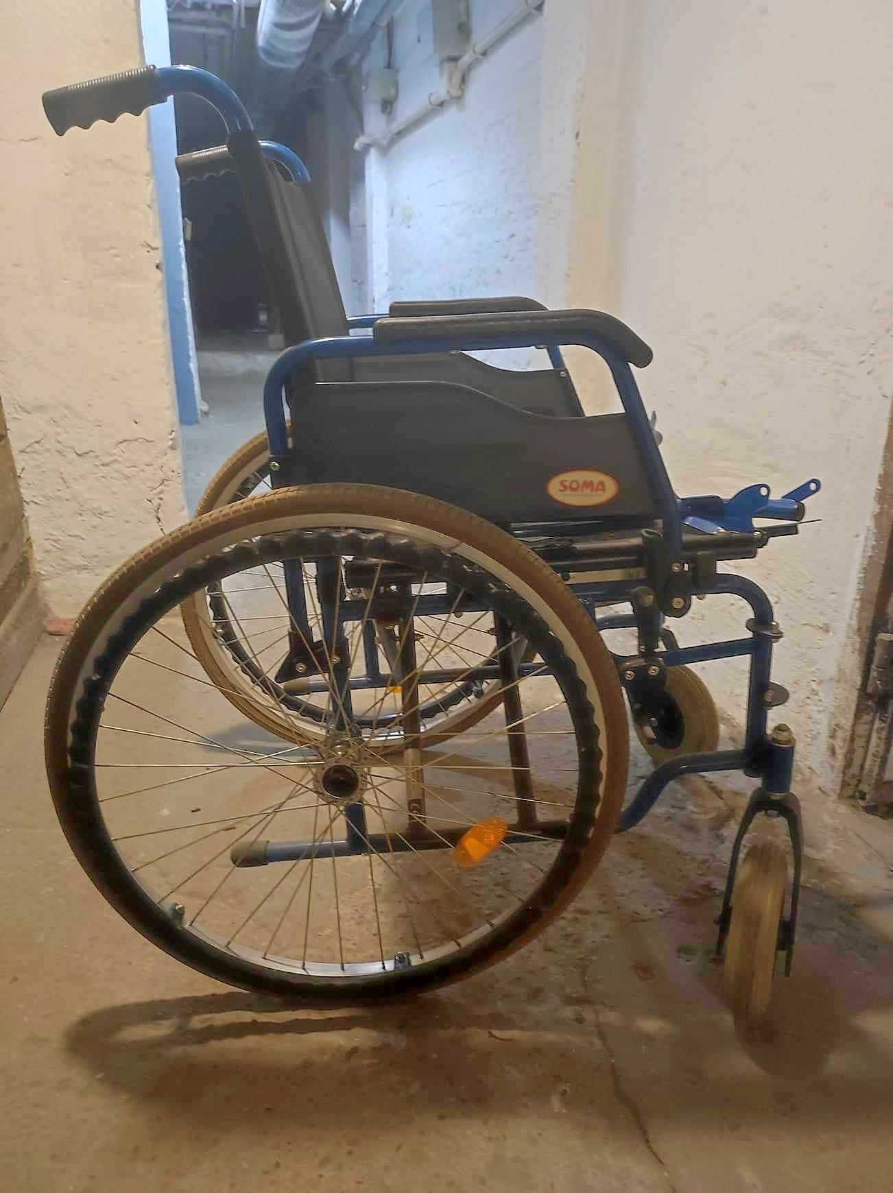 Wózek inwalidzki ECON 220 (Karma Mobility)