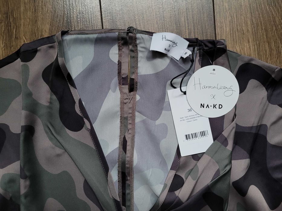 sukienka NA-KD x Hanna Licious kimono 36 krótkie rękawki moro