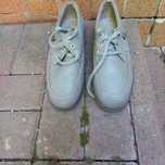 Buty szare za darmo