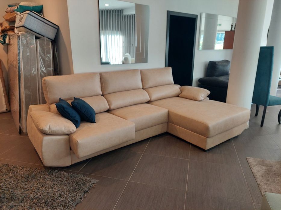 Sofá chaise longue Suzuki