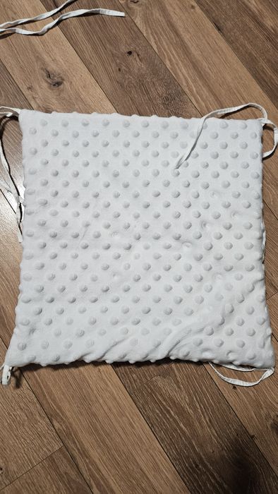 Ochraniacz do łóżeczka na szczebelki