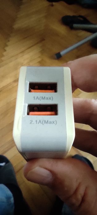 Ładowarka sieciowa Somostel 1 i 2,1 A