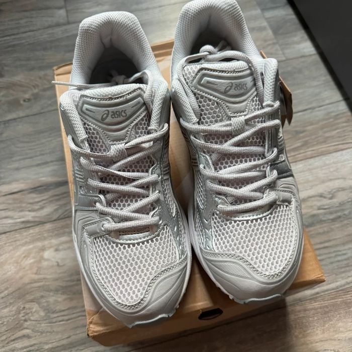 Asics Gel Kayano 14 Grey Silver Chrome