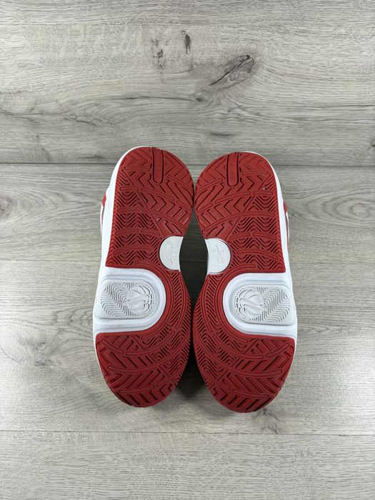 Nike Basketball на хлопчика в зал кросівки 38 розмір