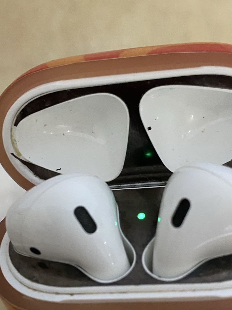 Наушники Apple AirPods 2 A1602